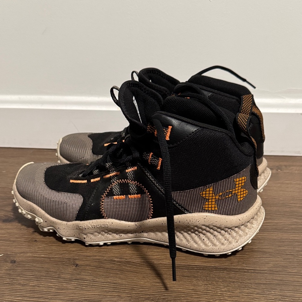 Under Armour Black and Tan Athletic Shoes - Picture 2 of 10